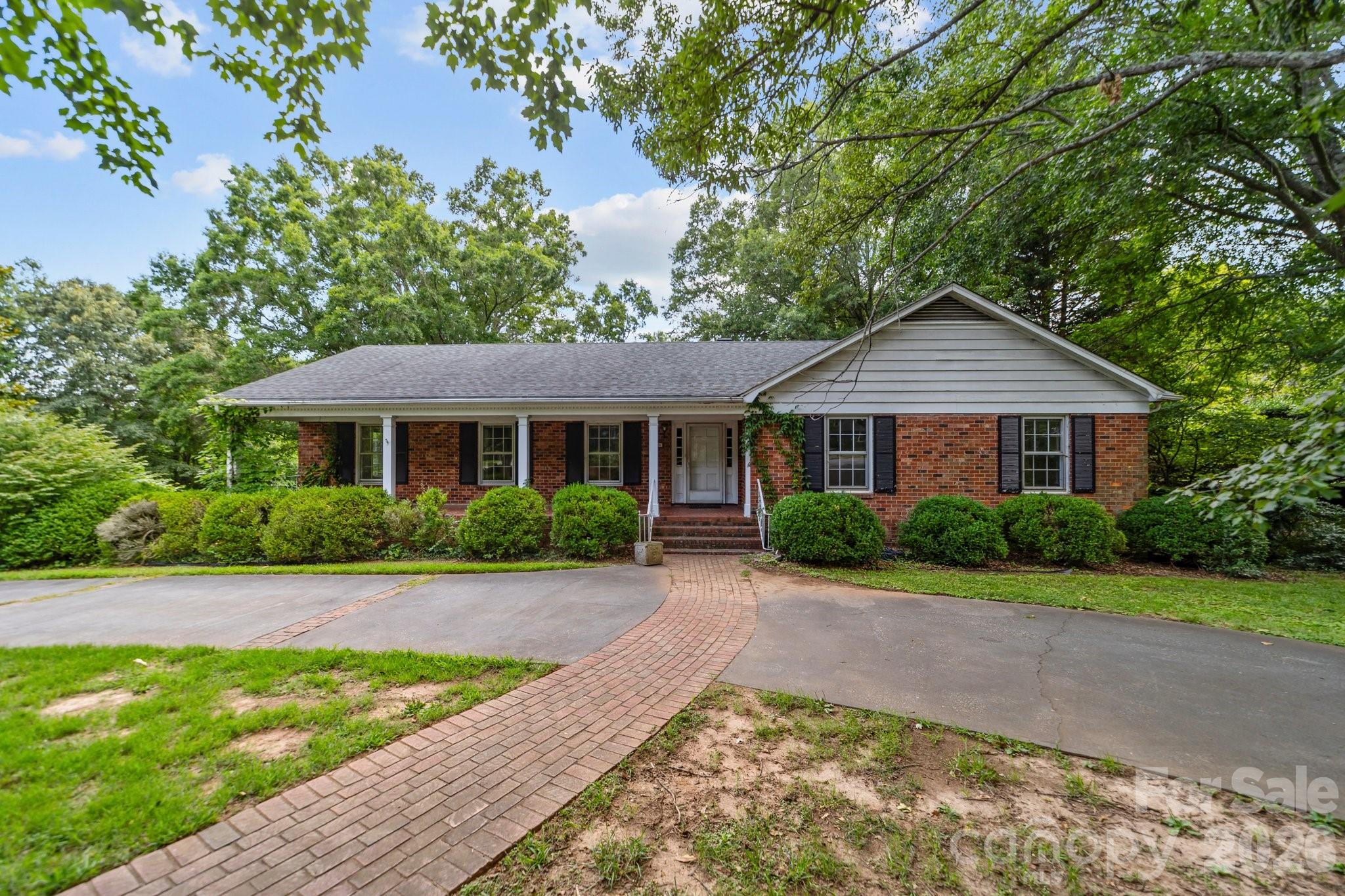 866 Concord Road Davidson NC 28036