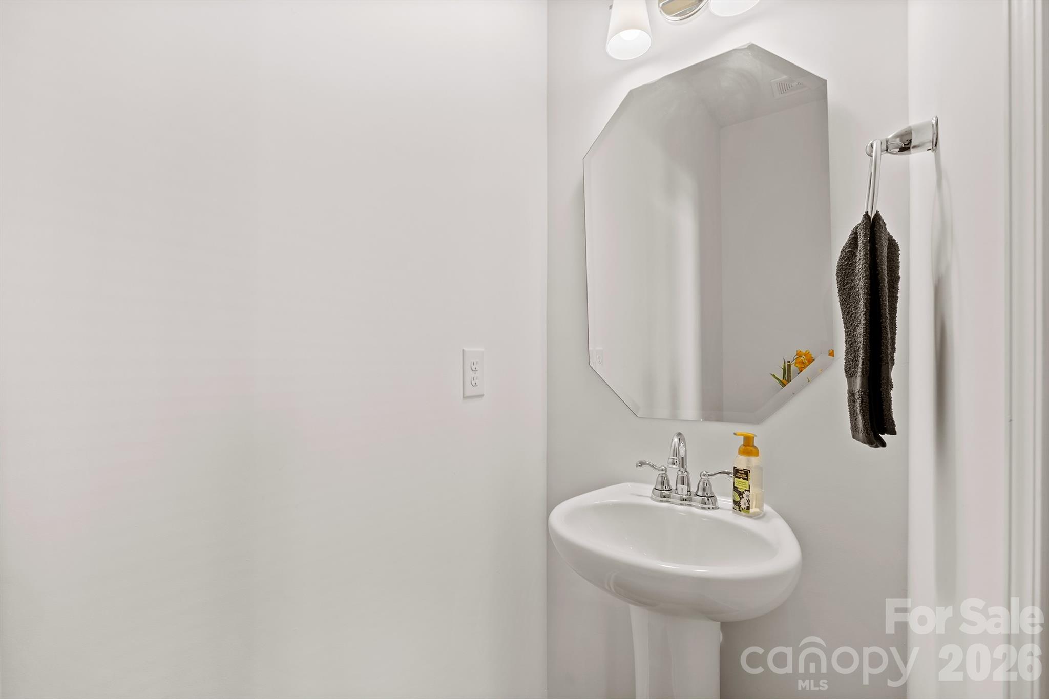 11021 Woodland Creek Way Charlotte NC 28262