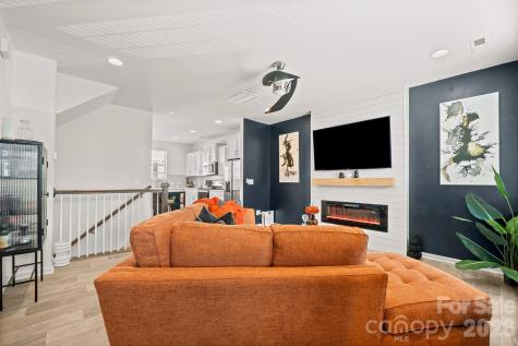 11021 Woodland Creek Way Charlotte NC 28262