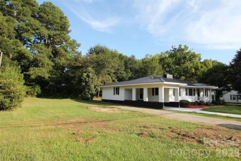 1205 Camden Road Wadesboro NC 28170