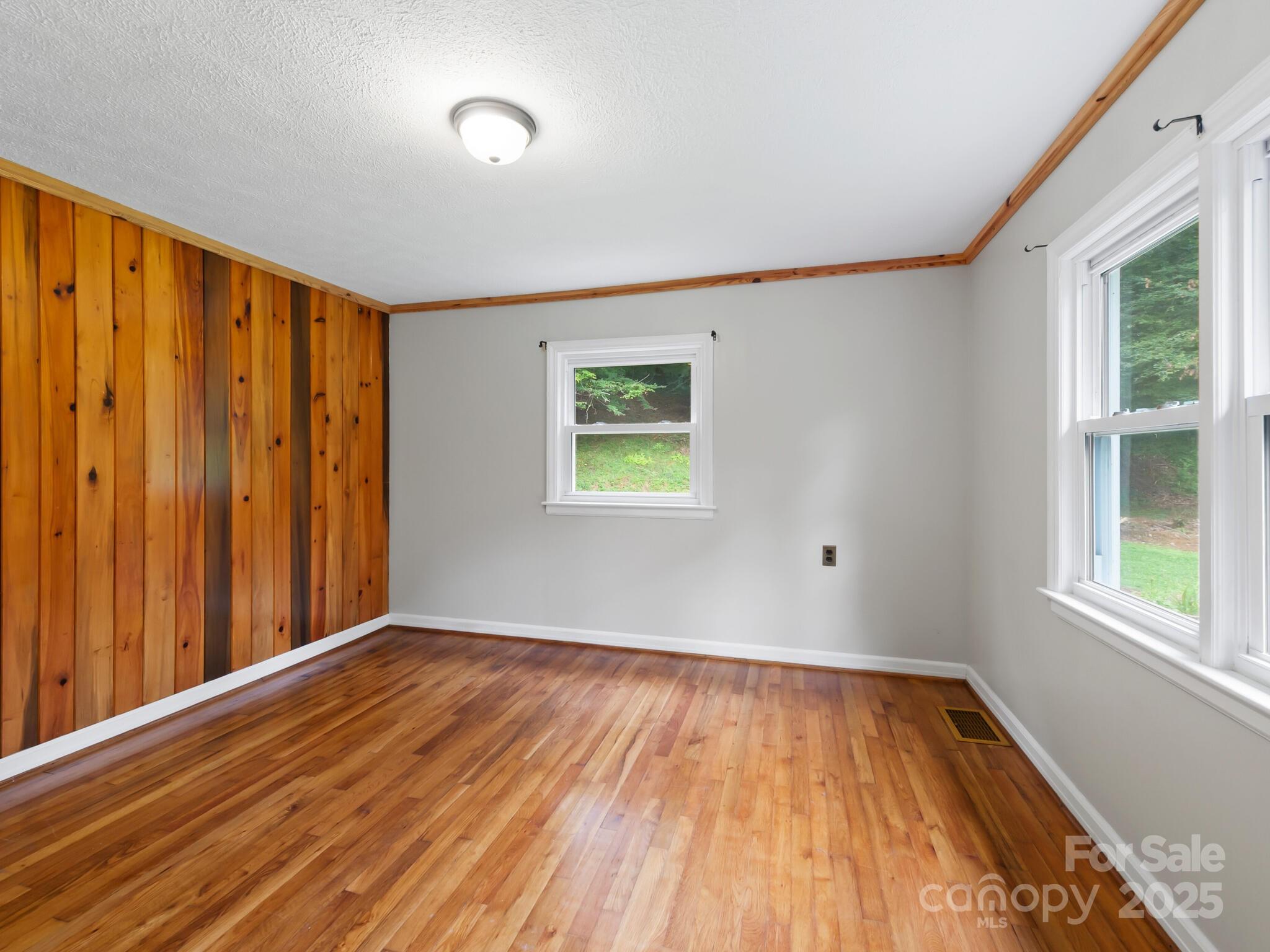 91 Rice Branch Road Asheville NC 28804