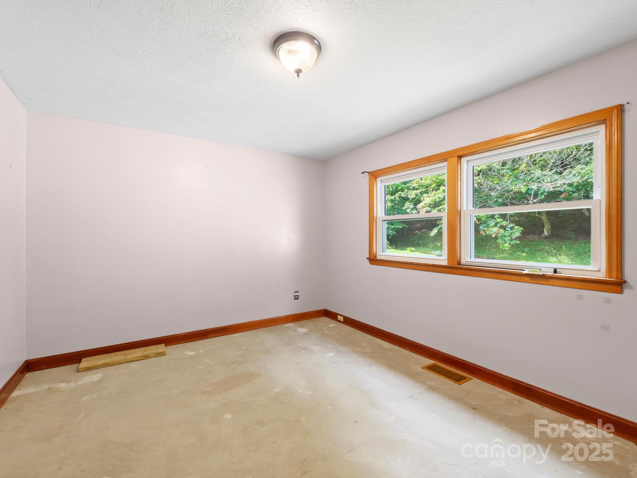 91 Rice Branch Road Asheville NC 28804