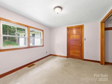 91 Rice Branch Road Asheville NC 28804