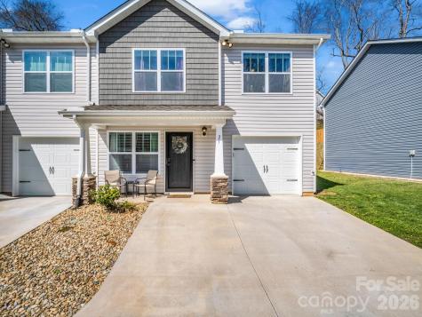 21 Virginia Commons Drive Arden NC 28704