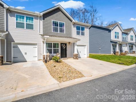 21 Virginia Commons Drive Arden NC 28704