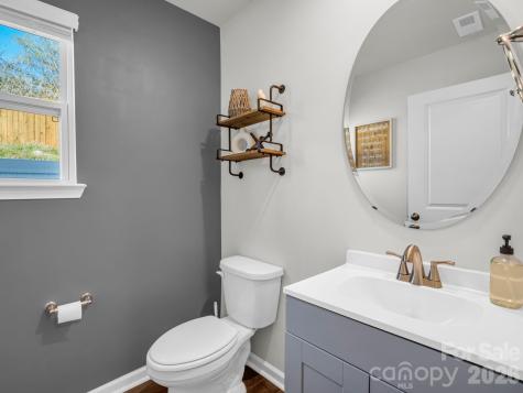 21 Virginia Commons Drive Arden NC 28704