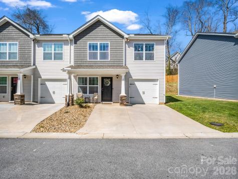 21 Virginia Commons Drive Arden NC 28704