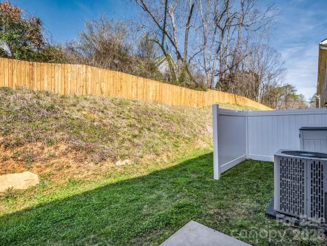 21 Virginia Commons Drive Arden NC 28704