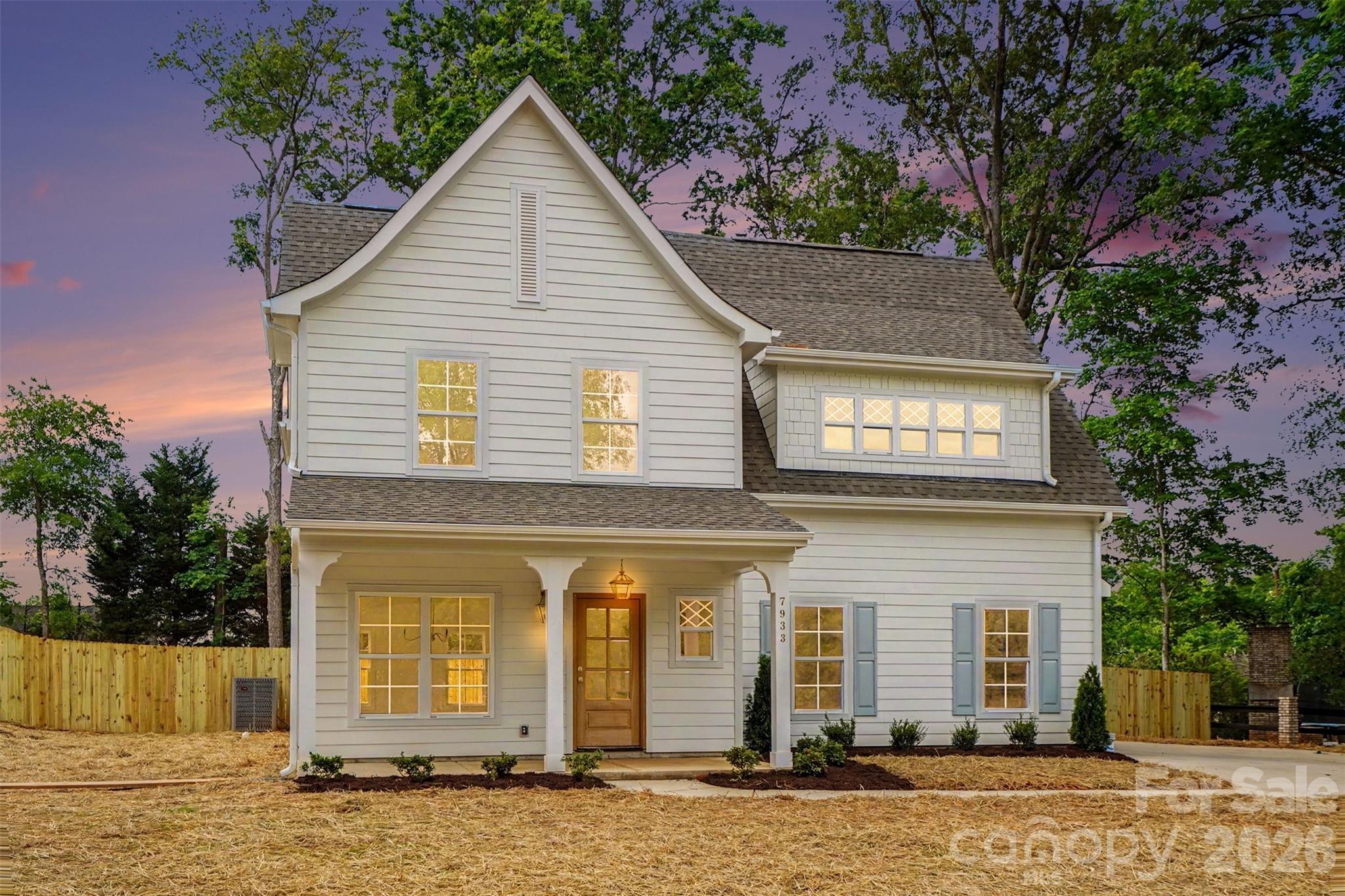 7933 Large Oak Lane Mint Hill NC 28227
