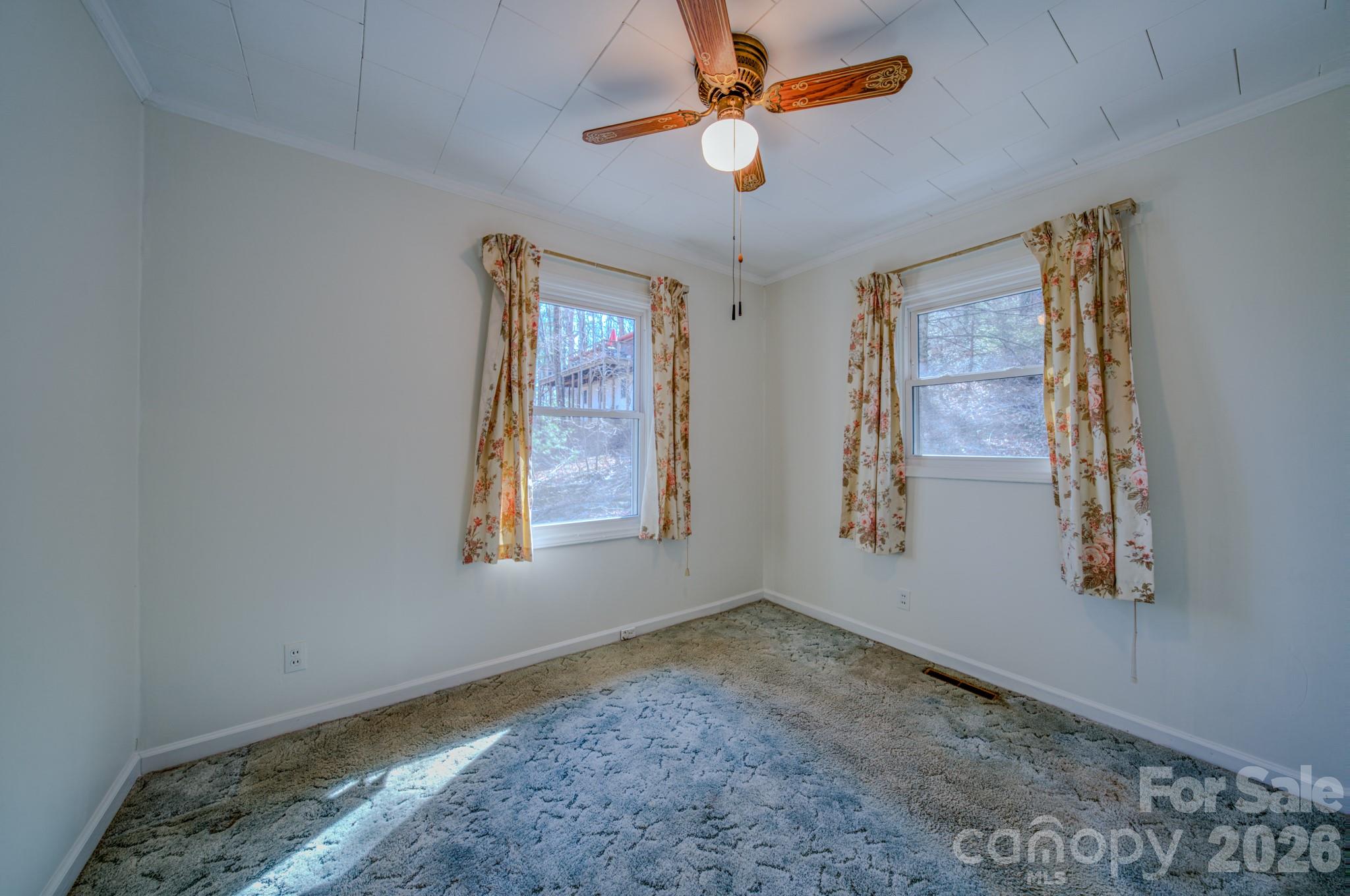 550 Saluda Street Hendersonville NC 28791