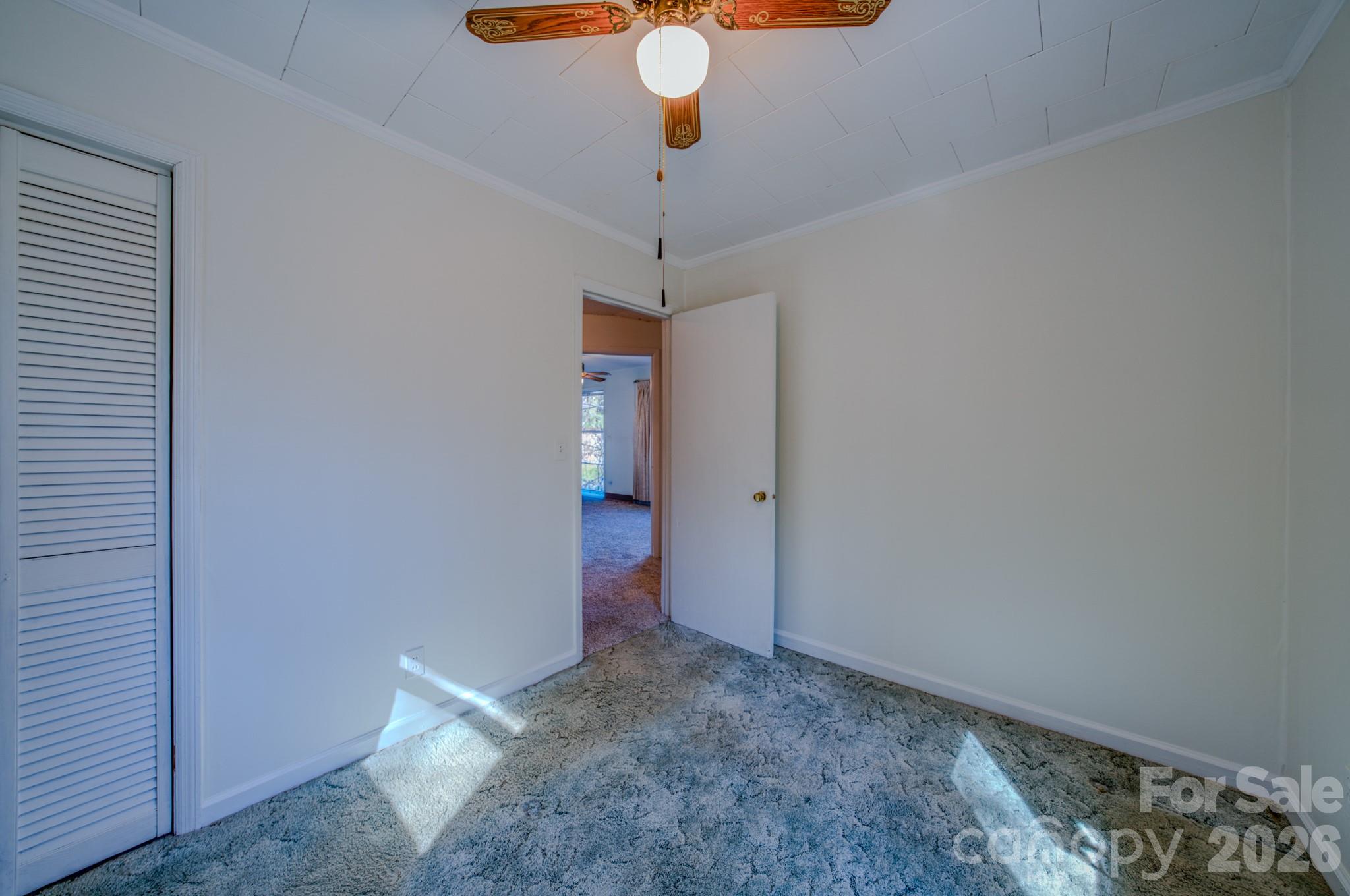 550 Saluda Street Hendersonville NC 28791