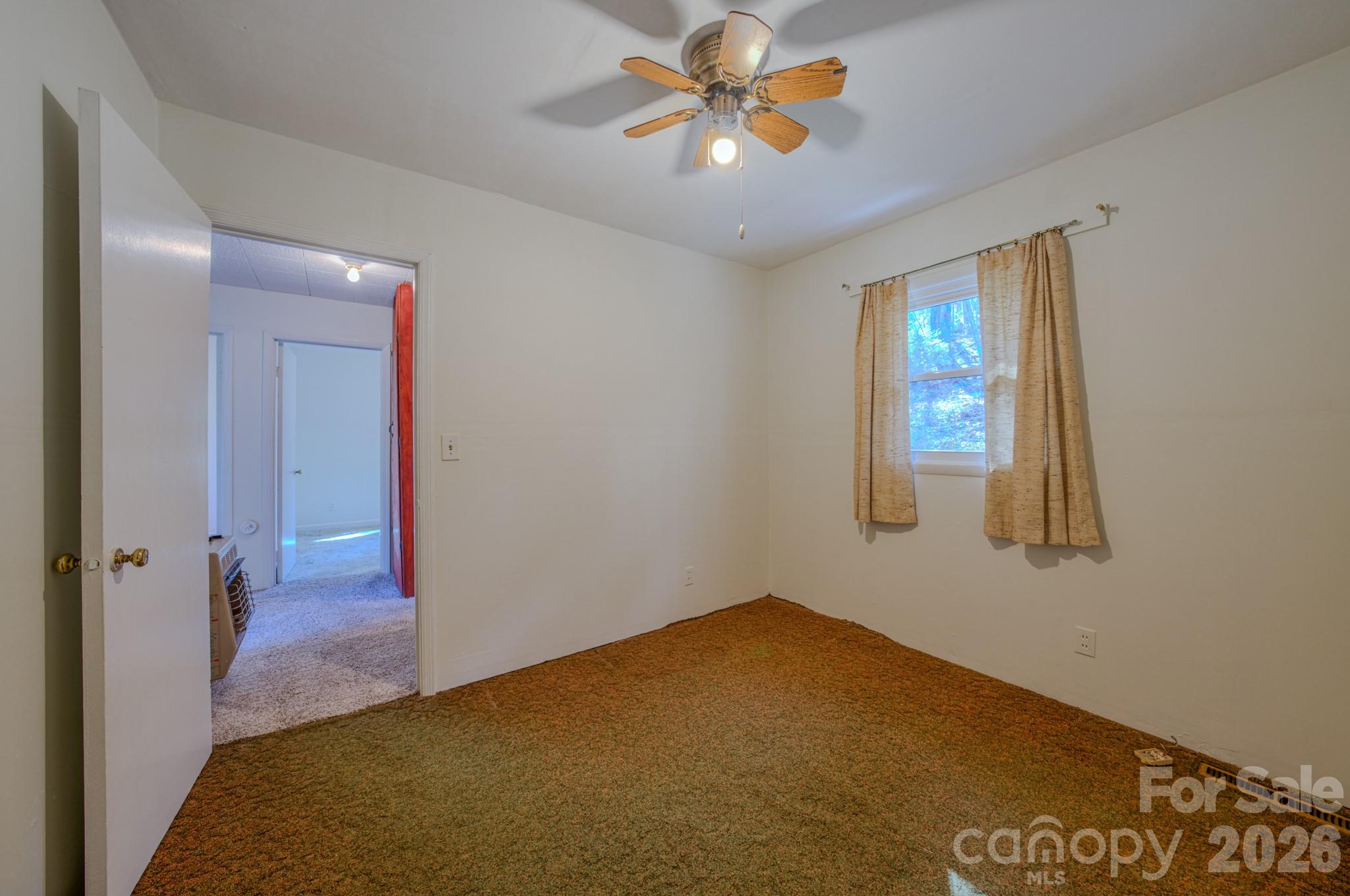 550 Saluda Street Hendersonville NC 28791