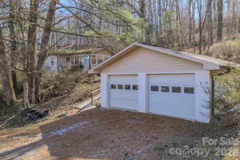 550 Saluda Street Hendersonville NC 28791