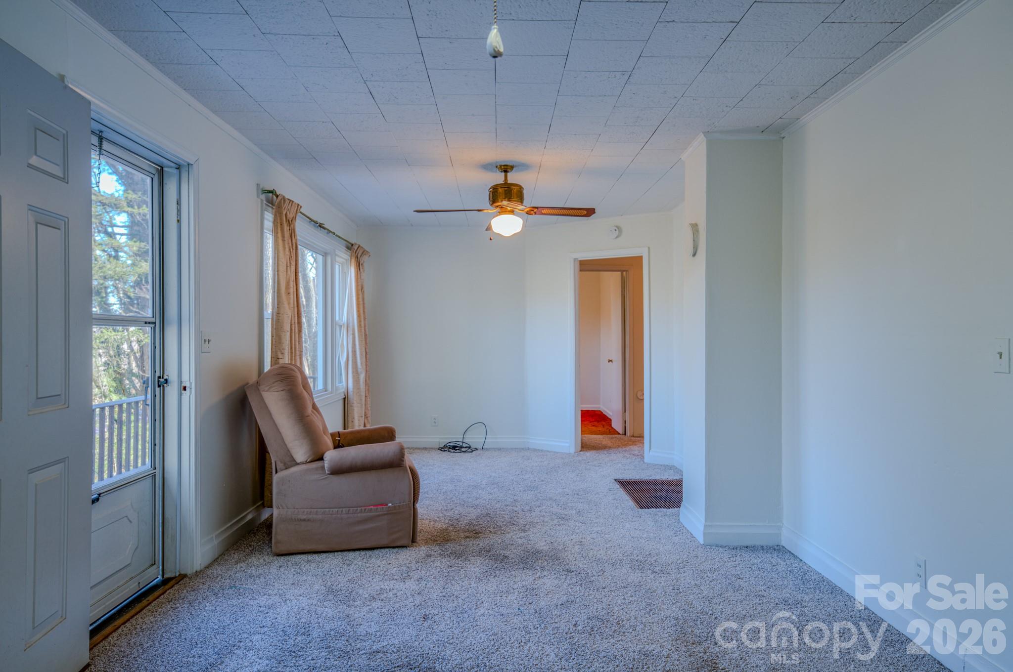 550 Saluda Street Hendersonville NC 28791