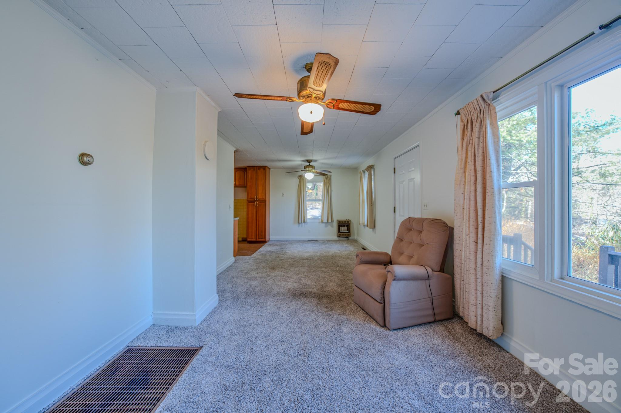 550 Saluda Street Hendersonville NC 28791