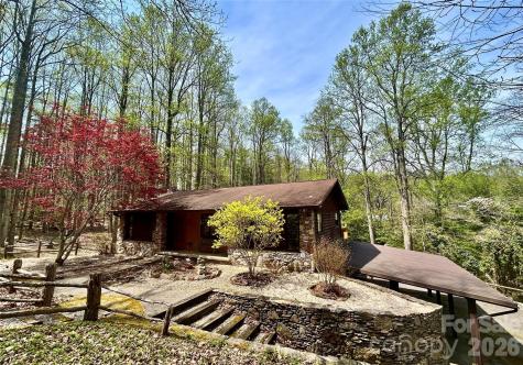 45 Crescent Drive Hendersonville NC 28739