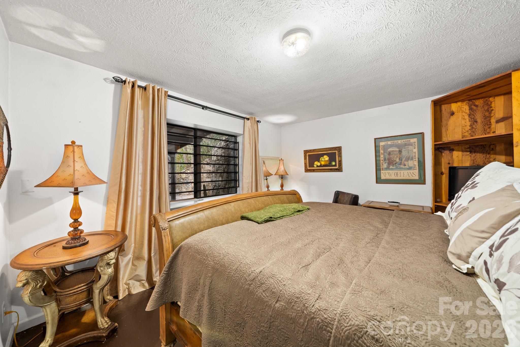 45 Crescent Drive Hendersonville NC 28739