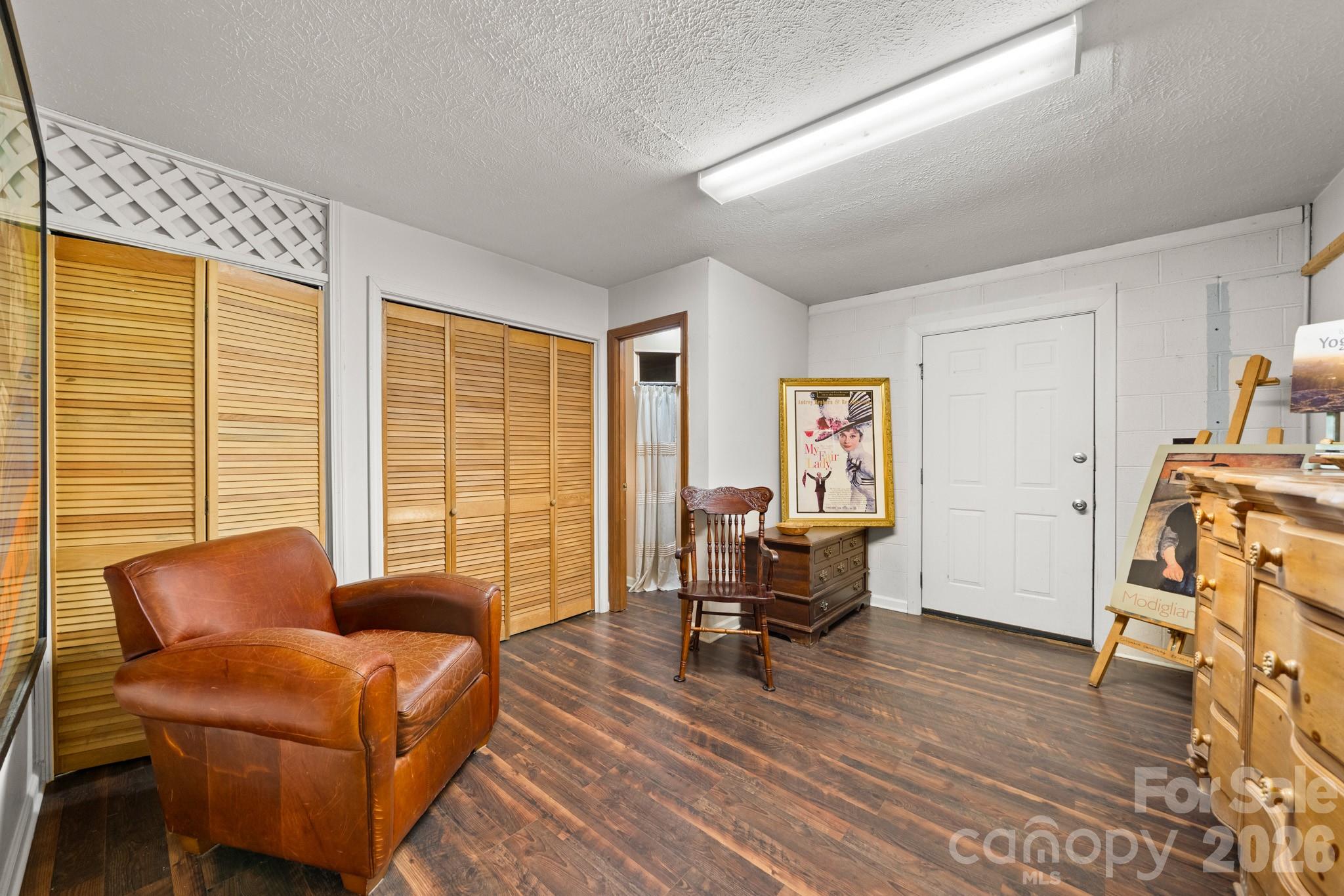 45 Crescent Drive Hendersonville NC 28739