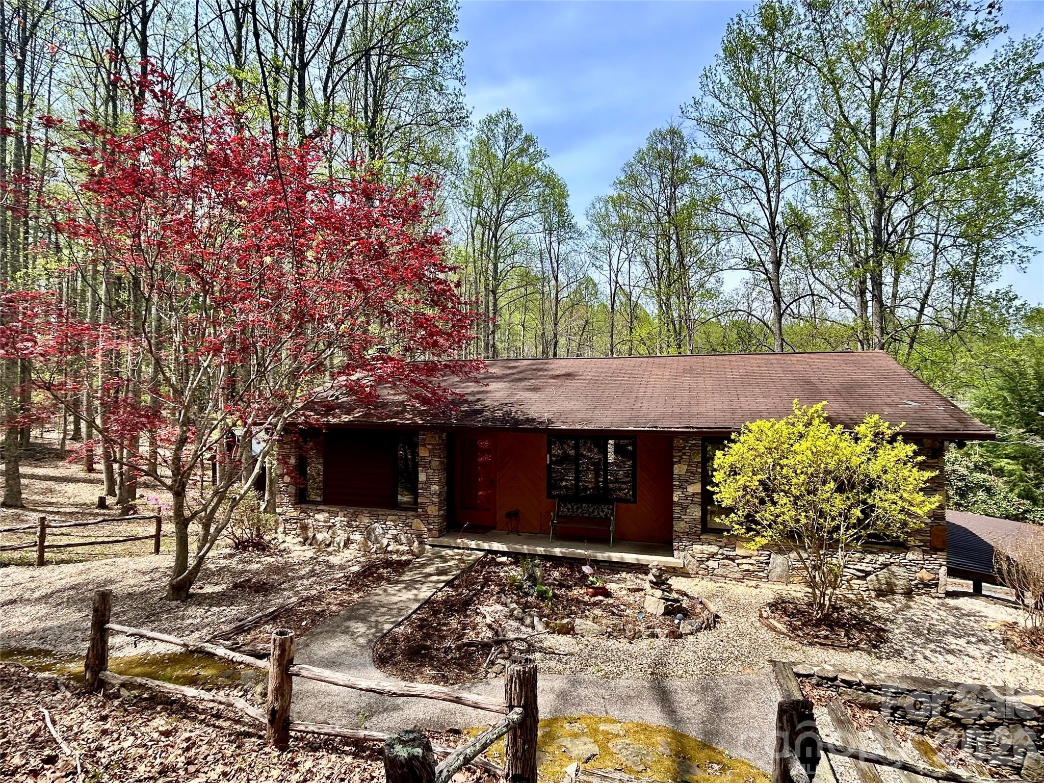 45 Crescent Drive Hendersonville NC 28739
