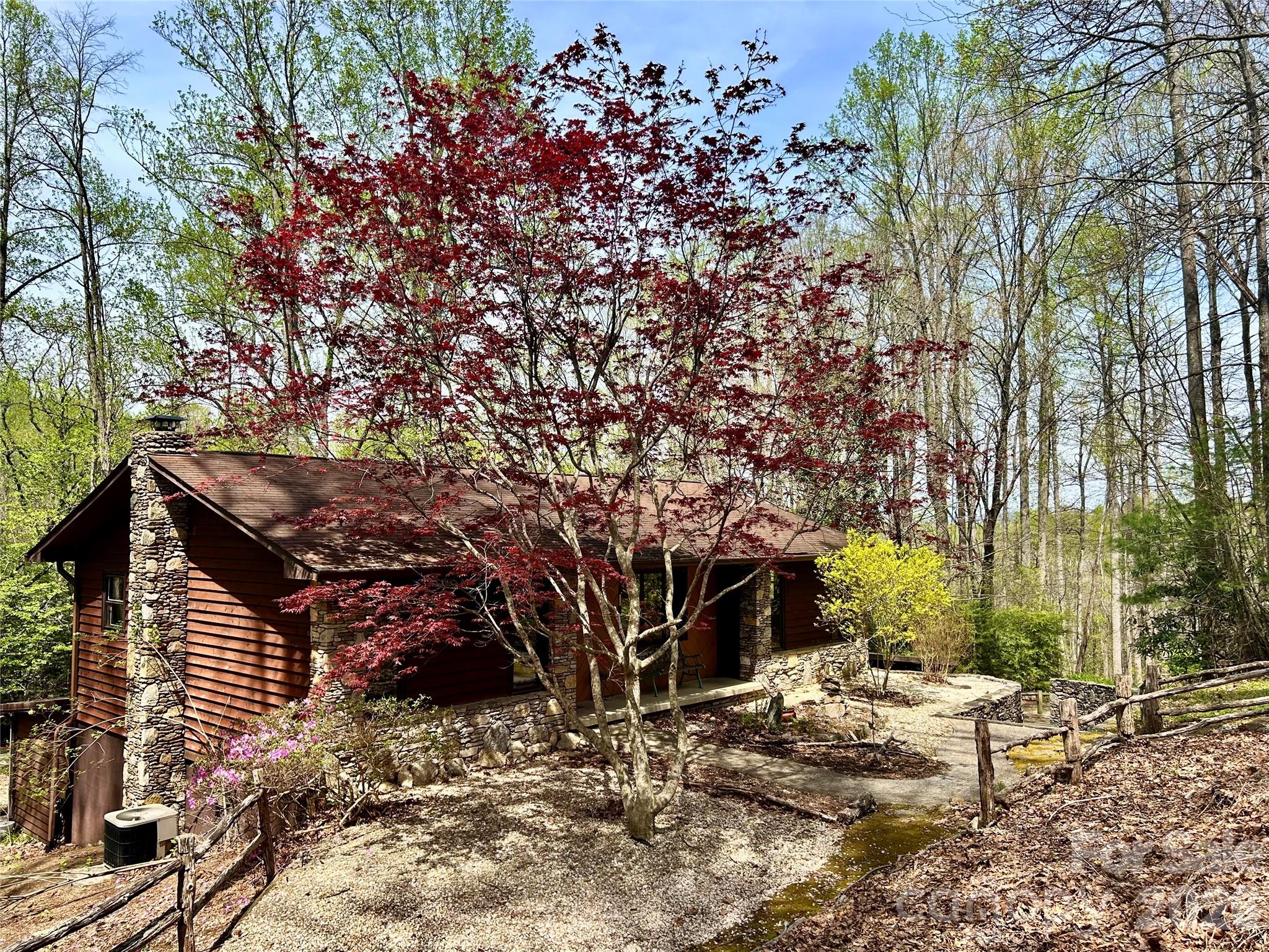 45 Crescent Drive Hendersonville NC 28739