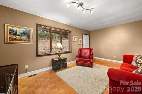 45 Crescent Drive Hendersonville NC 28739
