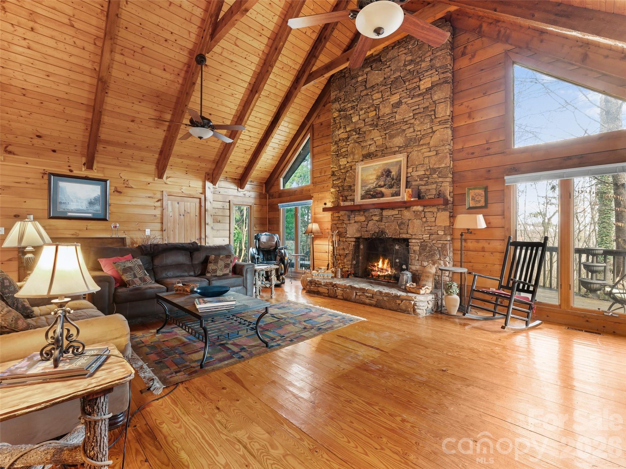 6 Ravenwood Lane Horse Shoe NC 28742