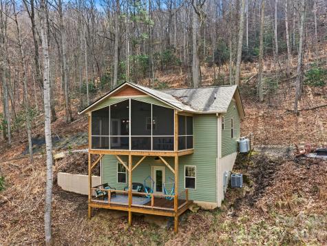 98 Harmony Hill Lane Mars Hill NC 28754
