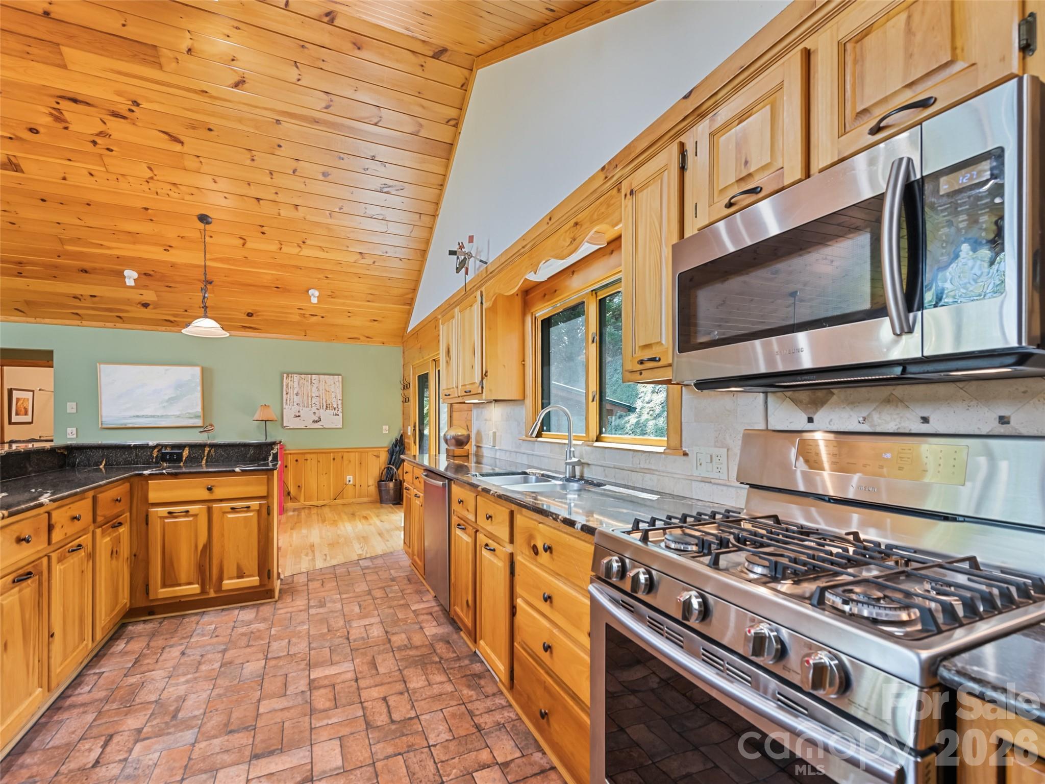 970 Campbell Mountain Drive Waynesville NC 28785