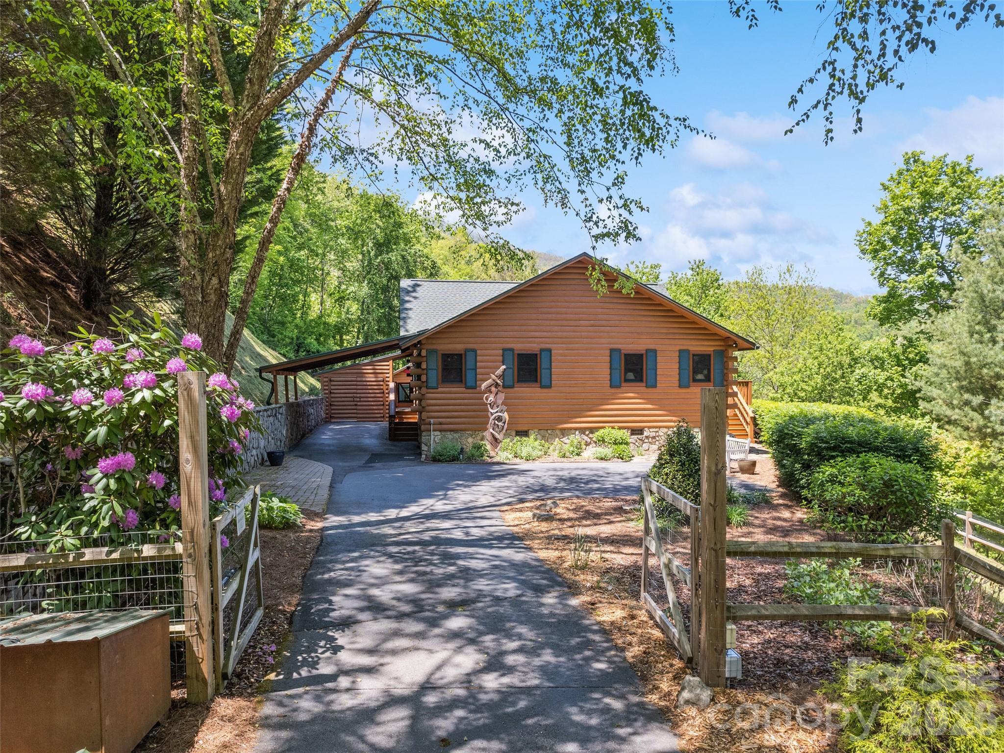 970 Campbell Mountain Drive Waynesville NC 28785