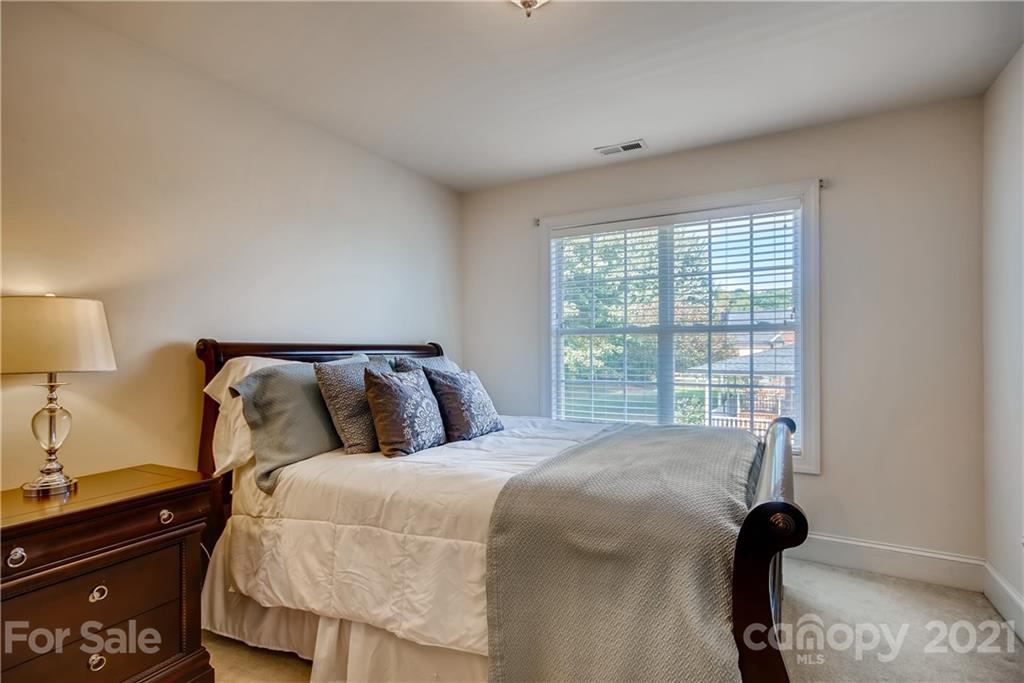 137 Eaglecrest Drive Matthews NC 28104