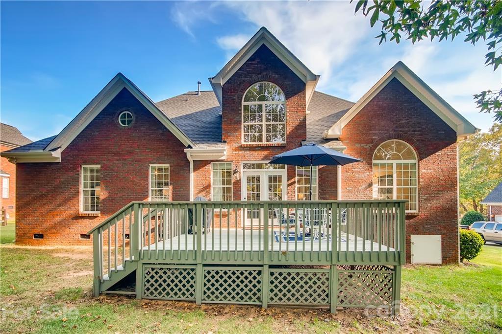 137 Eaglecrest Drive Matthews NC 28104