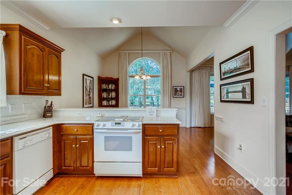 137 Eaglecrest Drive Matthews NC 28104