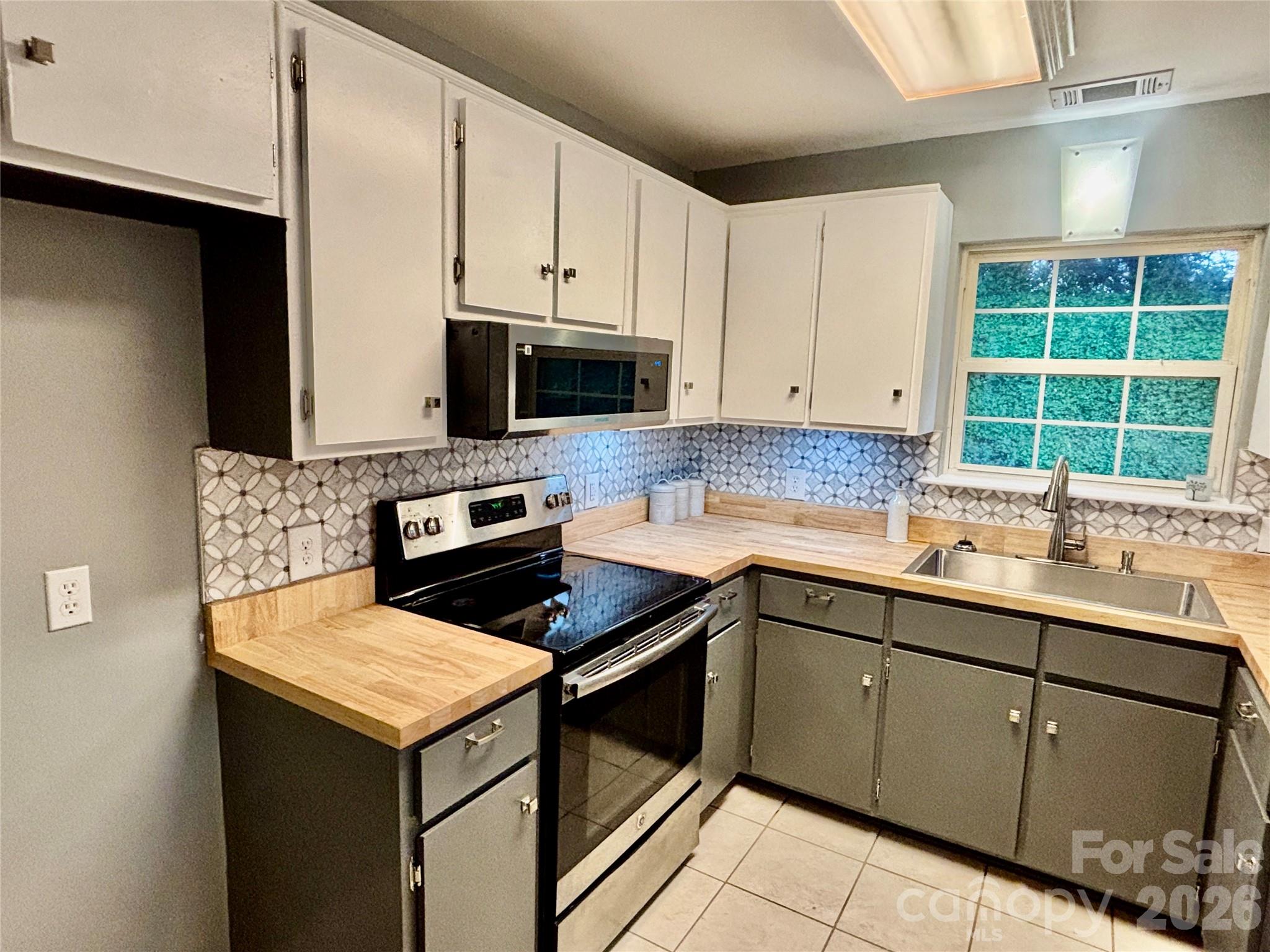 102 Brandywine Drive NE Conover NC 28613