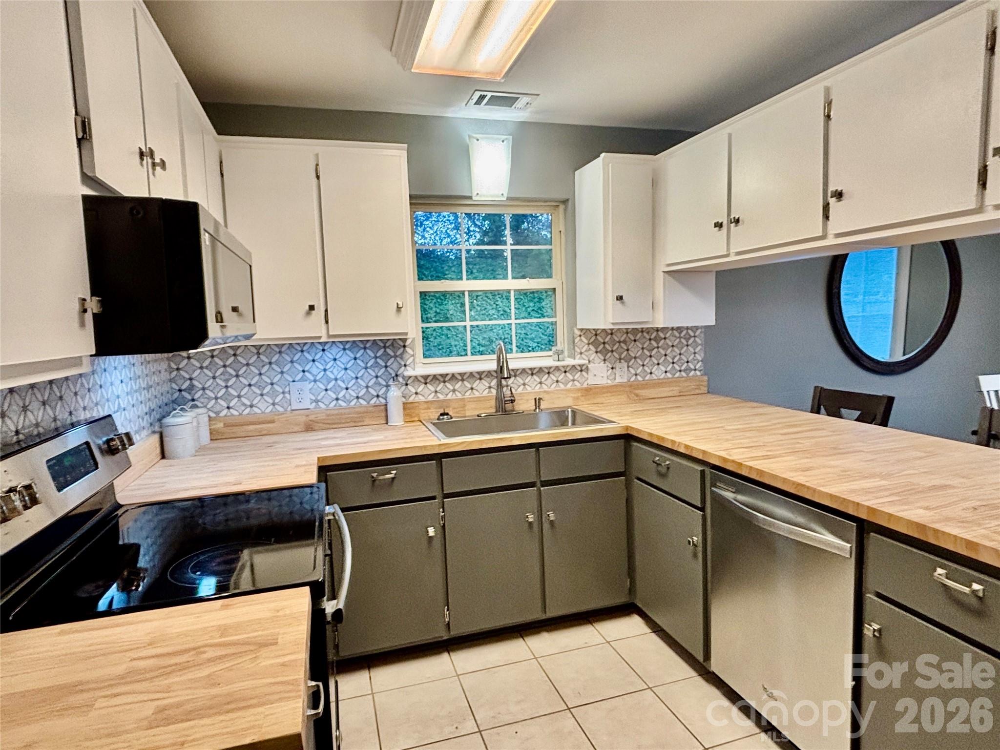 102 Brandywine Drive NE Conover NC 28613
