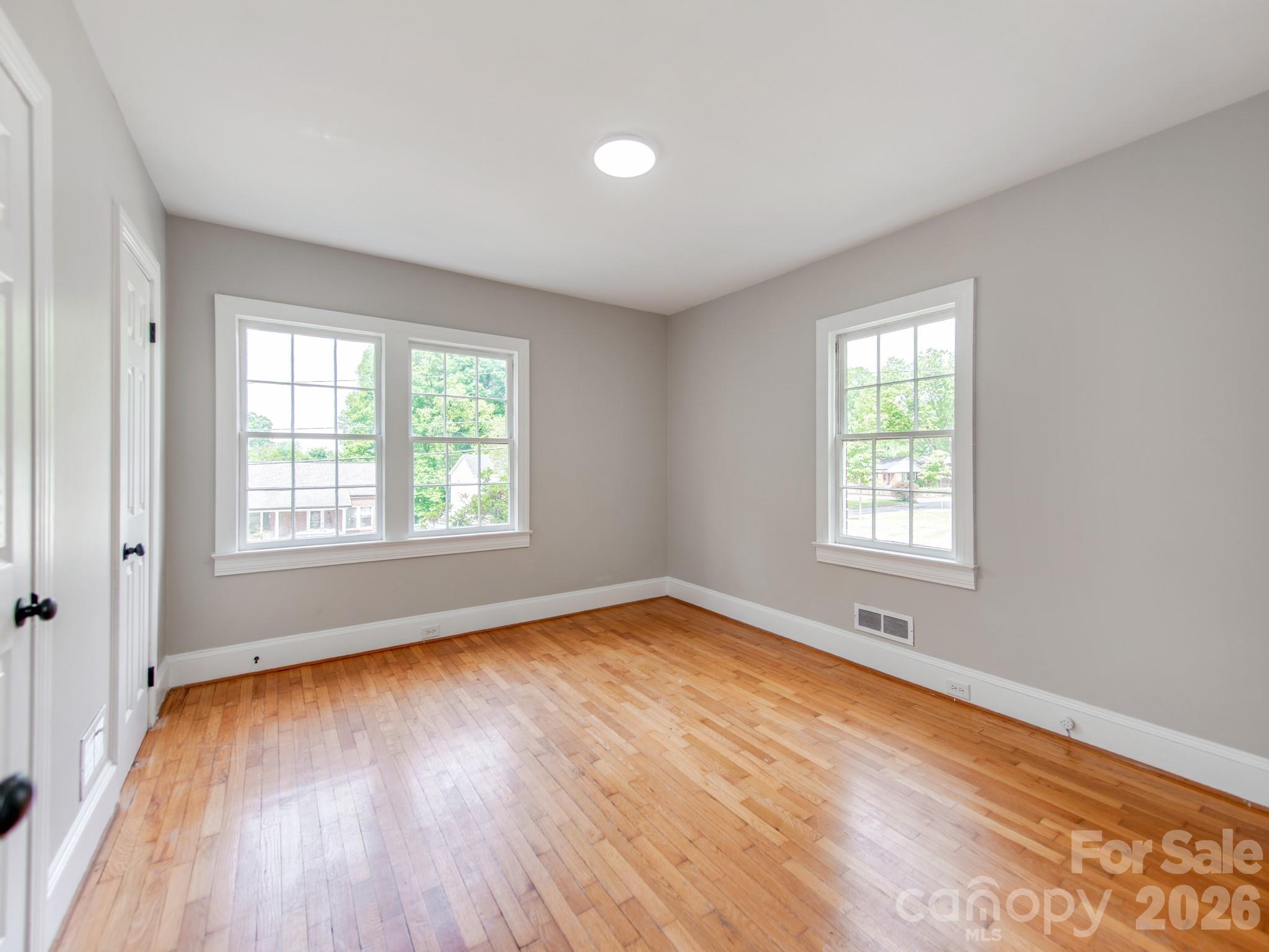 113 Falls Street Morganton NC 28655
