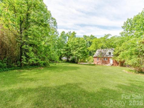 113 Falls Street Morganton NC 28655
