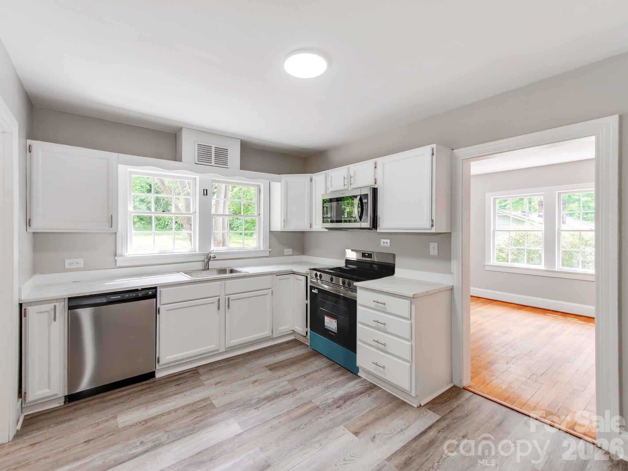 113 Falls Street Morganton NC 28655