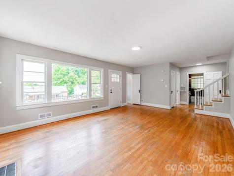 113 Falls Street Morganton NC 28655