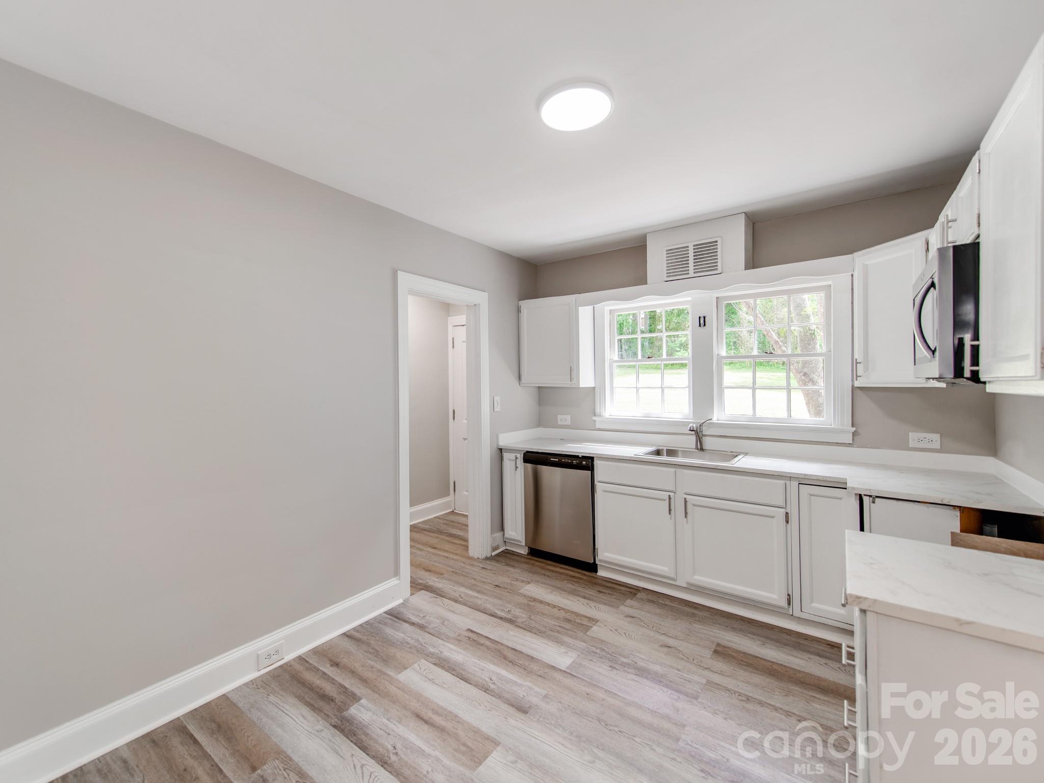 113 Falls Street Morganton NC 28655