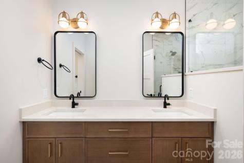 11 Montana Avenue Asheville NC 28806