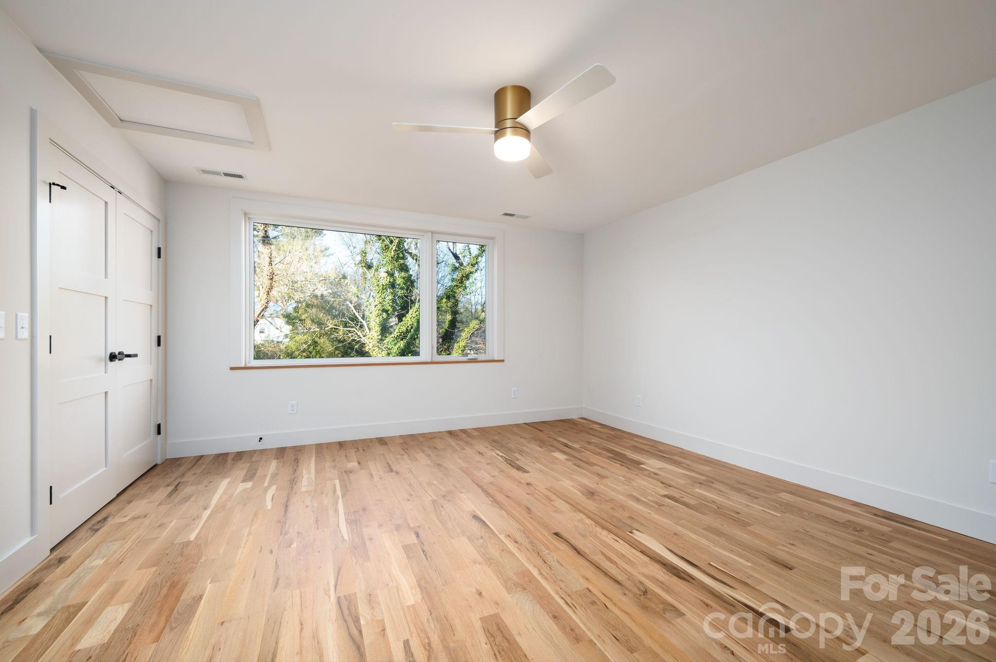 11 Montana Avenue Asheville NC 28806