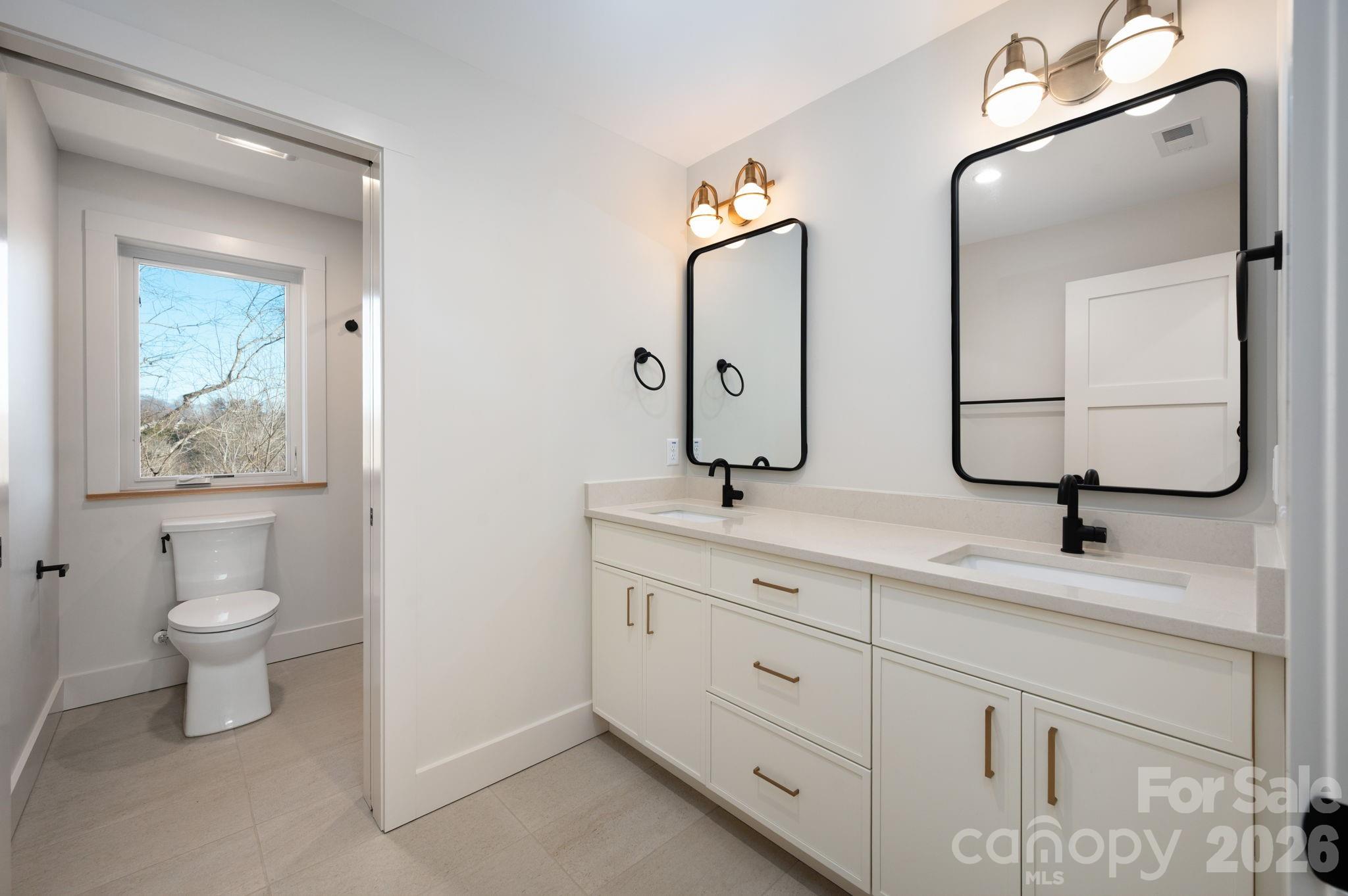 11 Montana Avenue Asheville NC 28806