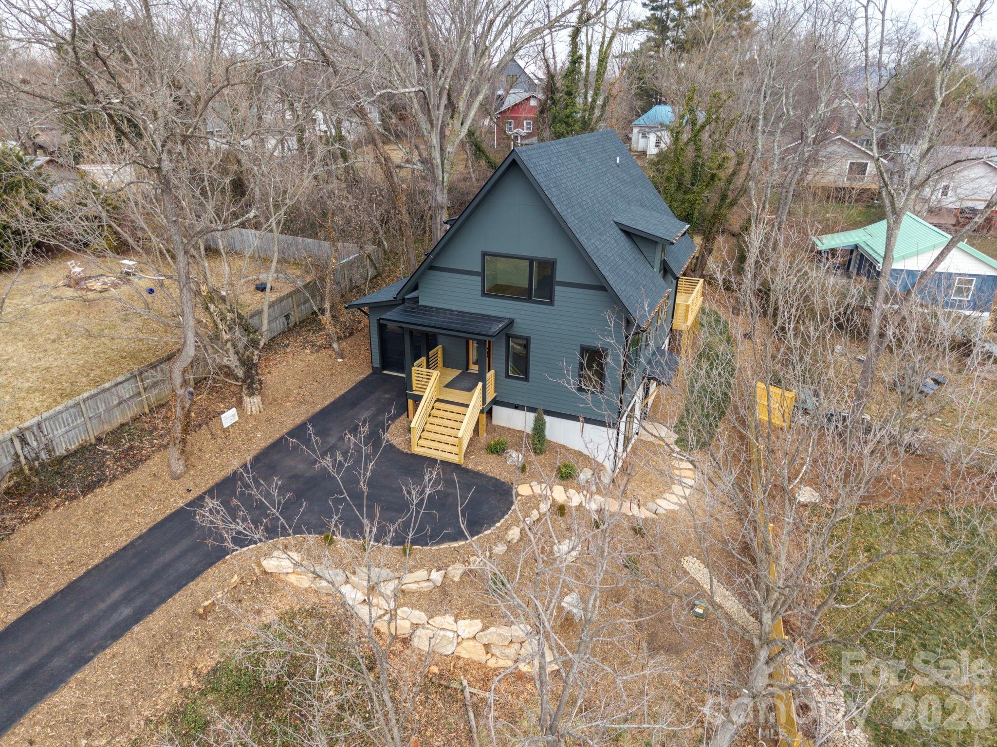 11 Montana Avenue Asheville NC 28806