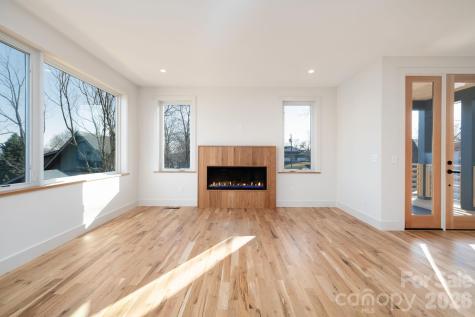 11 Montana Avenue Asheville NC 28806