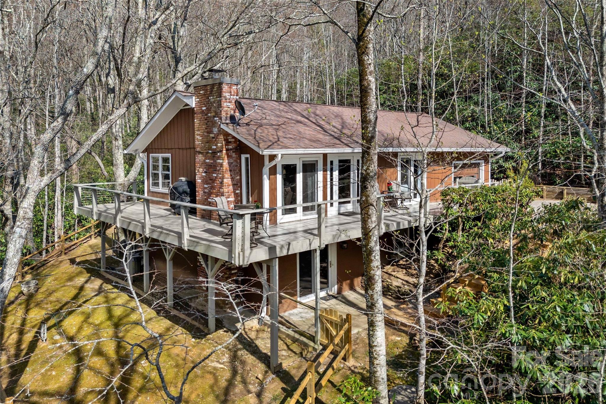 30 Red Oak Forest Road Fairview NC 28730