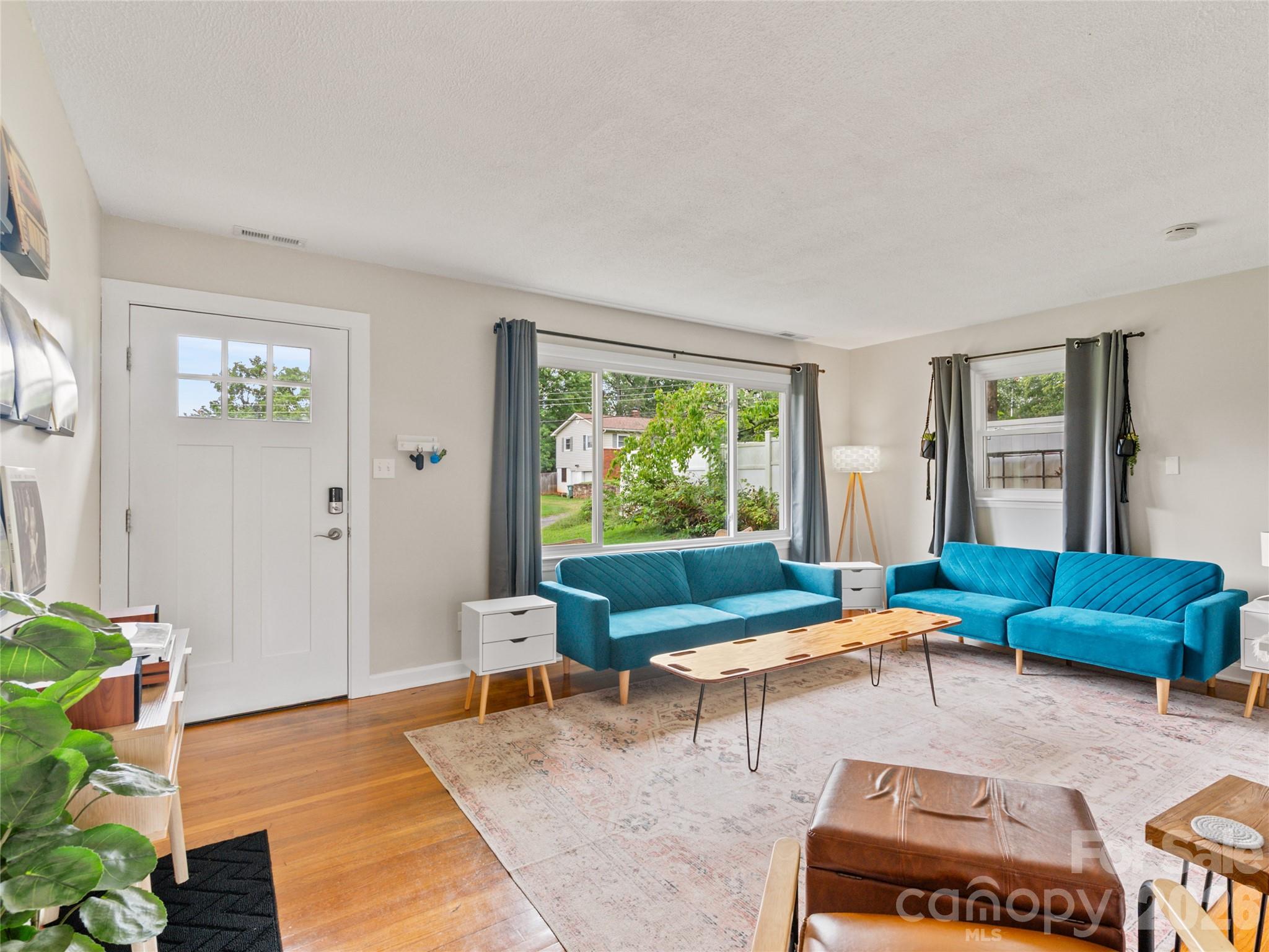 11 Oakley Dogwood Drive Asheville NC 28803