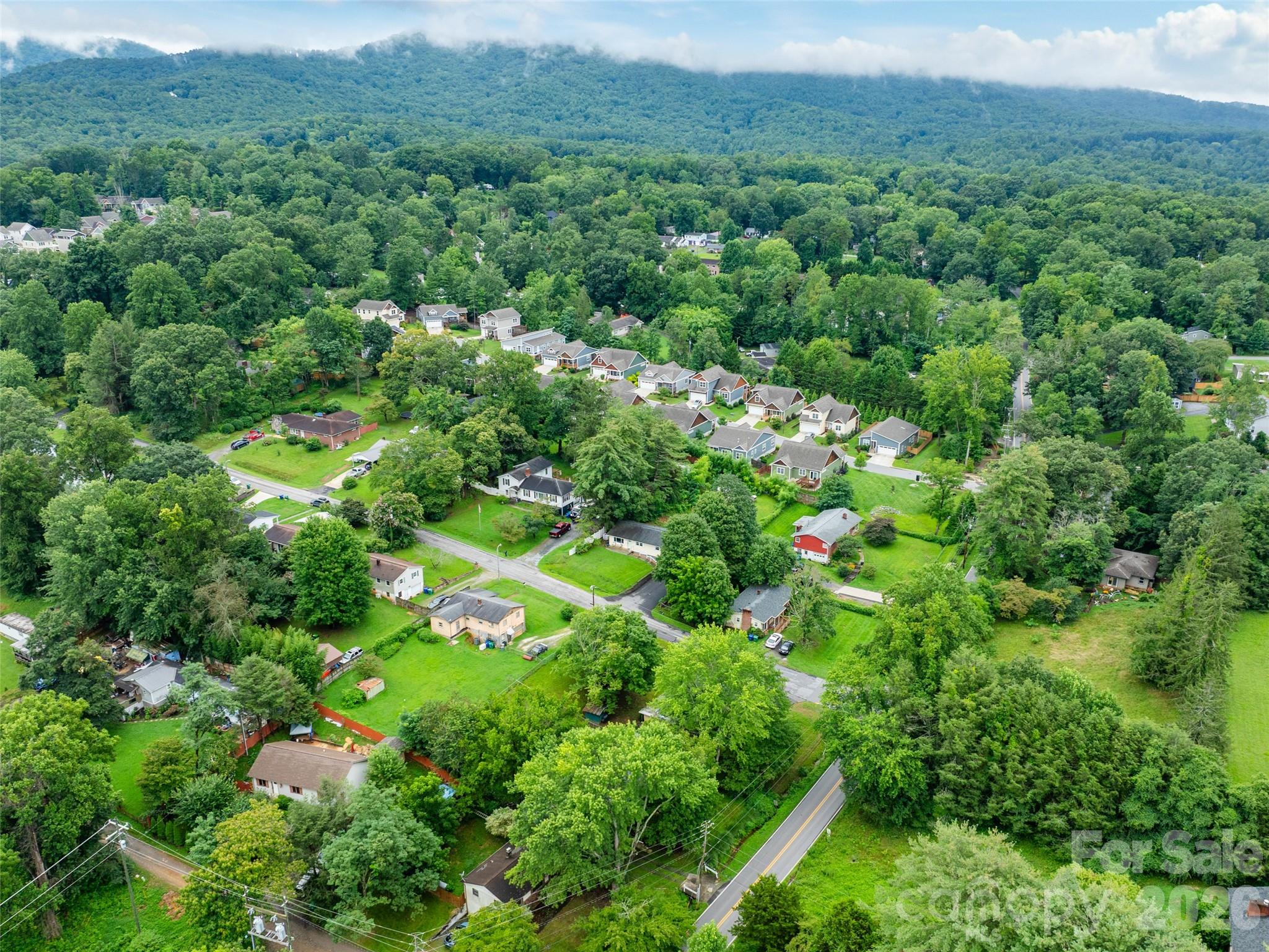 11 Oakley Dogwood Drive Asheville NC 28803