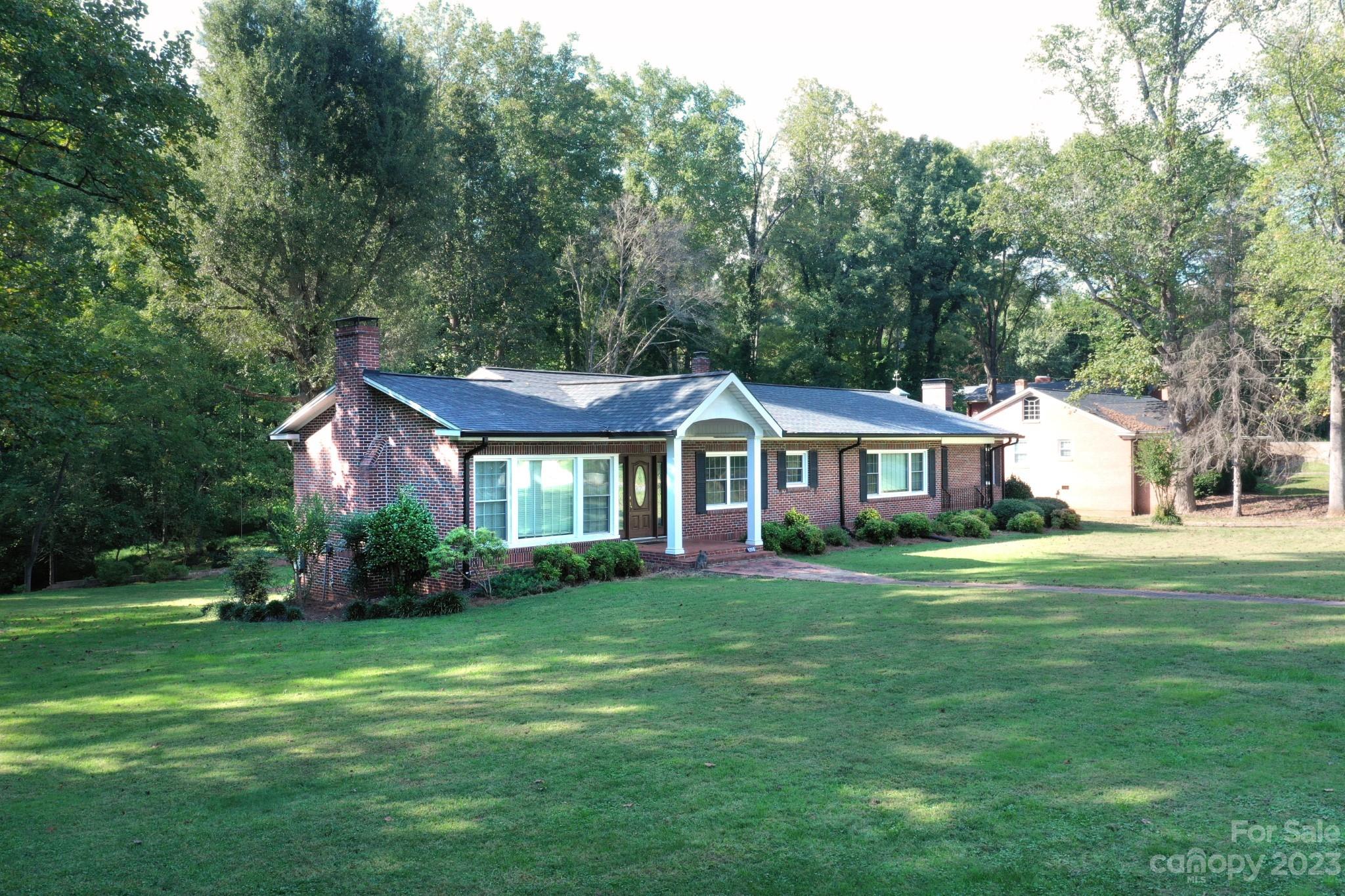 1318 Brentwood Drive Newton NC 28658