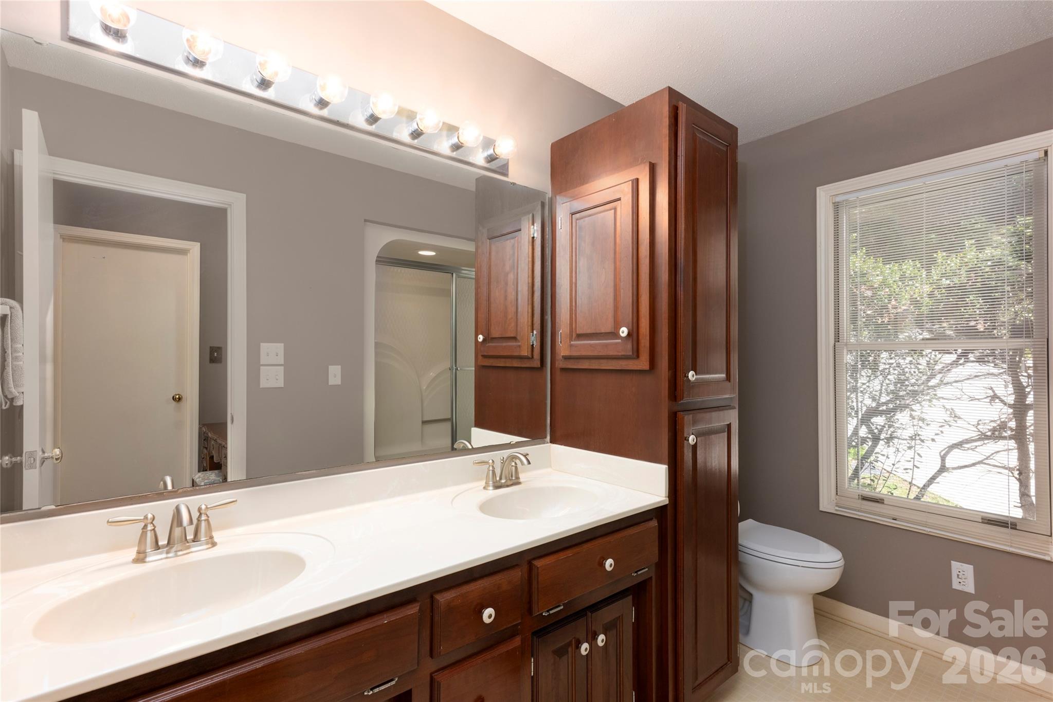 516 Cherokee Trace Lake Toxaway NC 28747