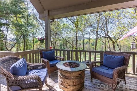 516 Cherokee Trace Lake Toxaway NC 28747